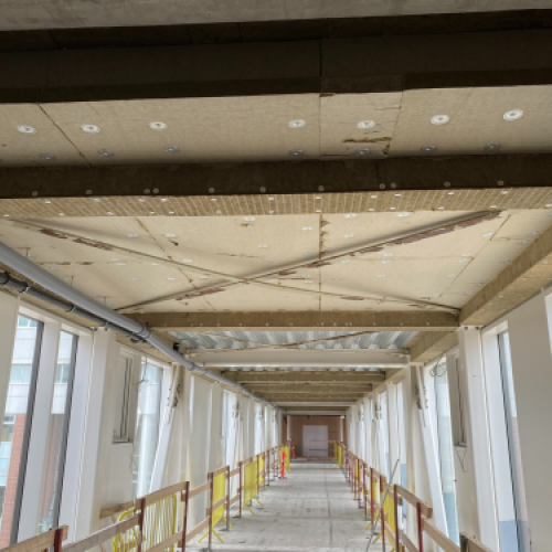 Brandlukning og brandsikring af etageadskillelse i byggeri