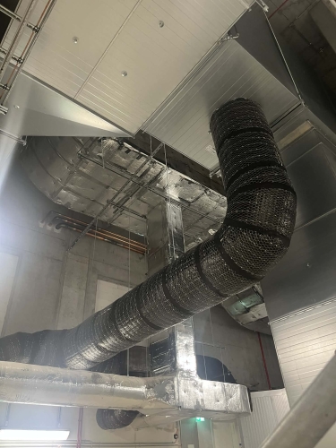 Ventilationsisolering af ventilationskanaler i erhvervsbyggeri